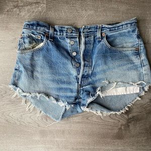 Levi’s 501 button up shorts
